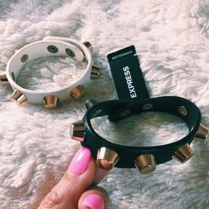 Express bracelet bundle